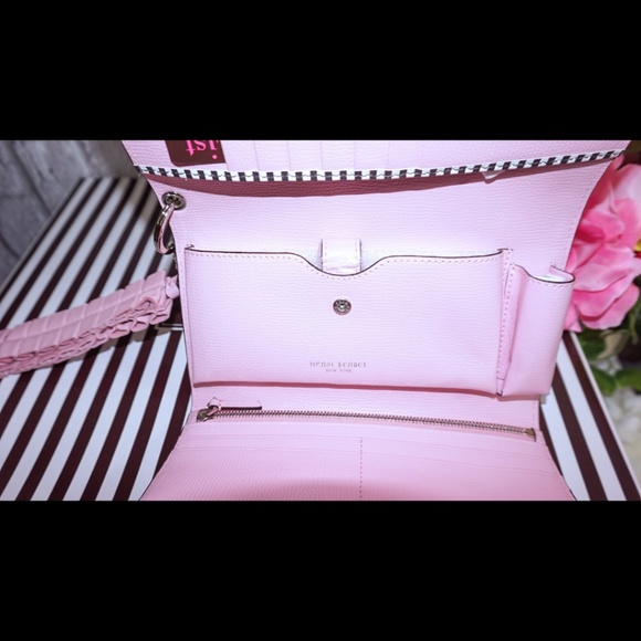 CONVENIENT HENRI BENDEL UPTOWN ORGANIZER WRISTLET - Picture 2 of 3